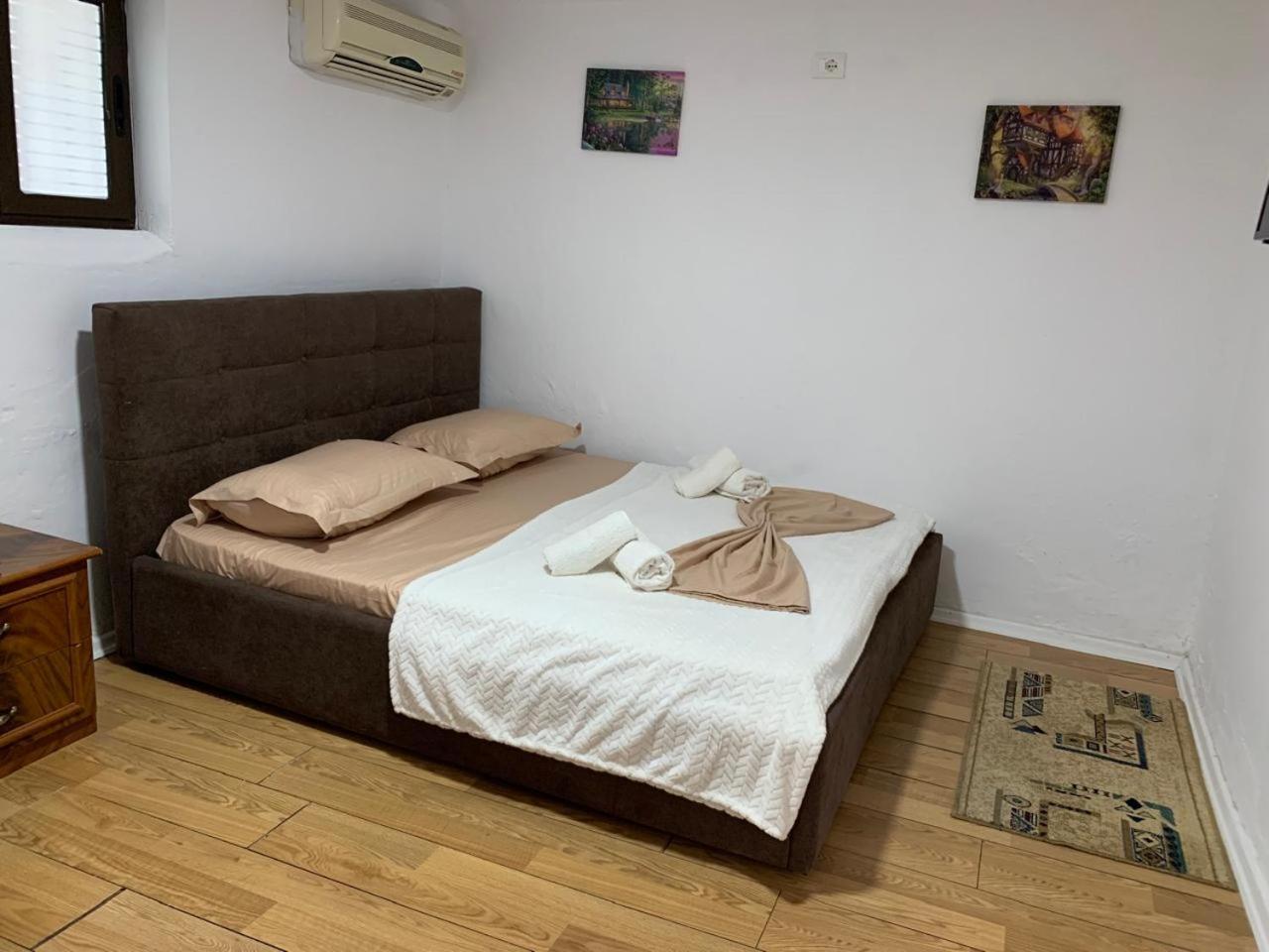Guesthouse N&B Берат Экстерьер фото
